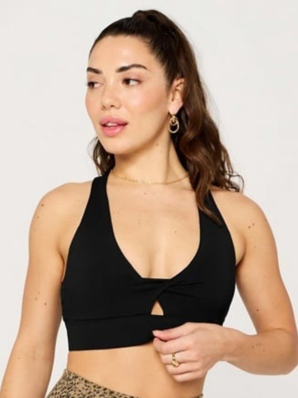 Fabletics Oasis Twist Medium Impact Sports Bra - Black - M
